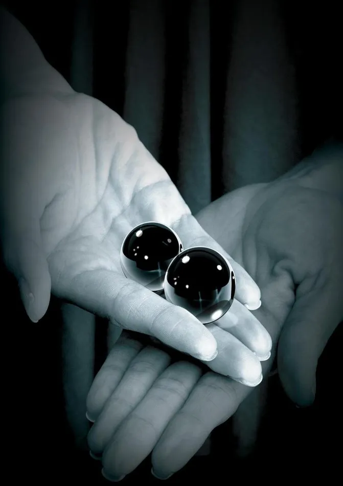 Couples Fetish Fantasy Series Limited Edition Fetish Fantasy Series Limited Edition Glass BenWa Ball Couples Fetish Fantasy Series Limited Edition Fetish Fantasy Series Limited Edition Glass BenWa Ball