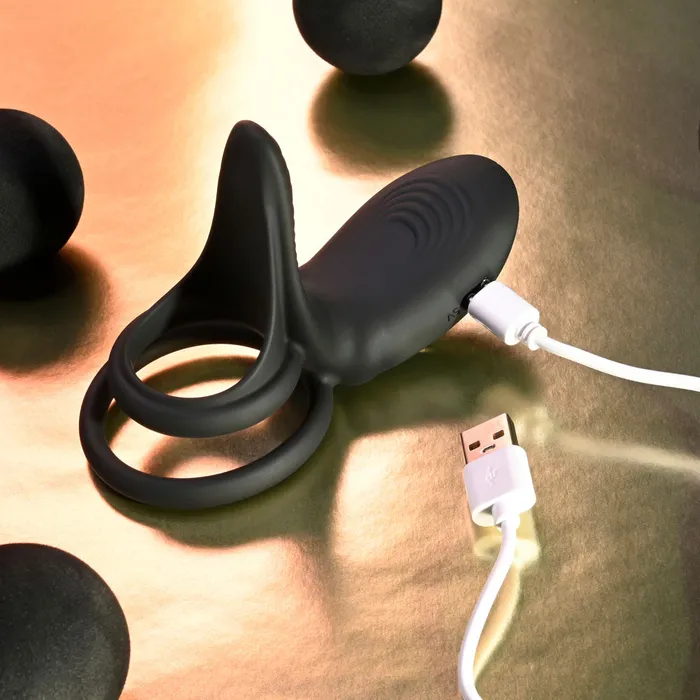 Couples Playboy Pleasure Playboy Pleasure JUST RIGHT Vibrating Cock Ring