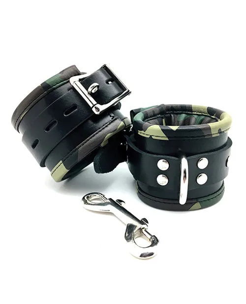 Sensual Sin Restraints Sensual Sin Leather Padded Wrist Cuffs Camo Piping Sensual Sin Restraints Sensual Sin Leather Padded Wrist Cuffs Camo Piping