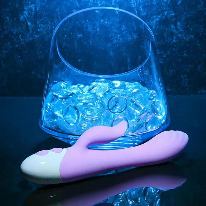 Vibrators Evolved Evolved Pleasing Petal Rabbit Vibrator